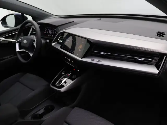 Audi Q4 e-tron view 15