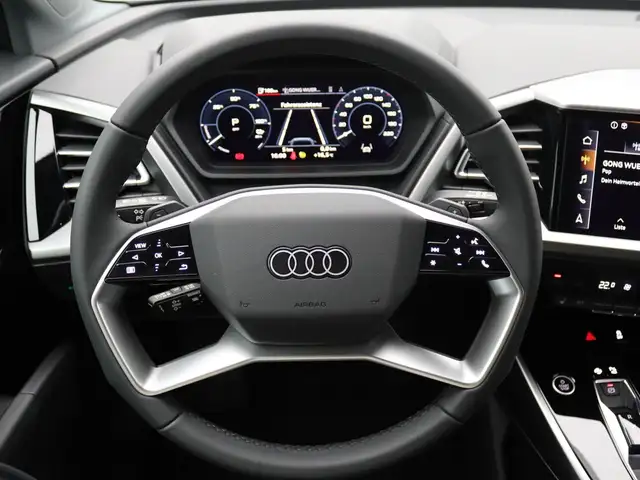 Audi Q4 e-tron view 17