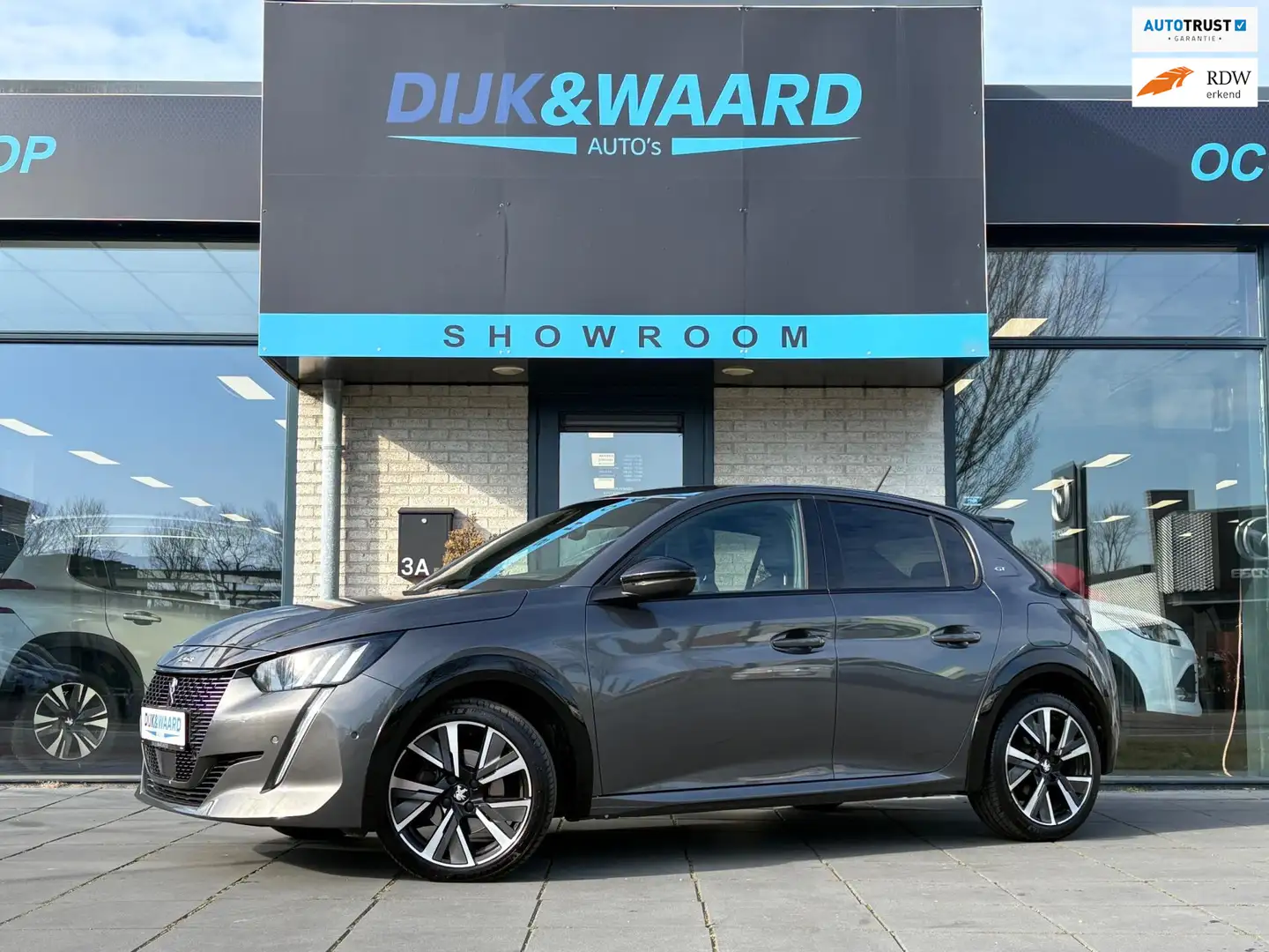 Peugeot 208 1.2 PureTech GT Pack | CARPLAY | VIRTUAL DASH | VO Grijs - 1