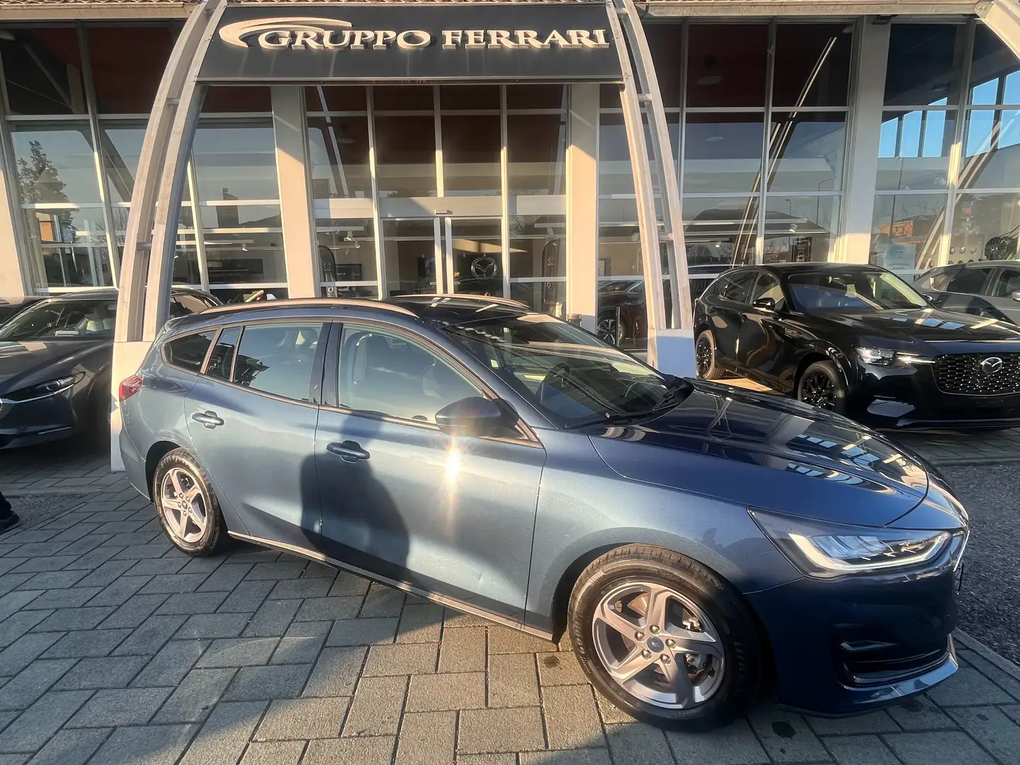 Ford Focus Focus SW Business 1.5 ecoblue 120cv Blauw - 2