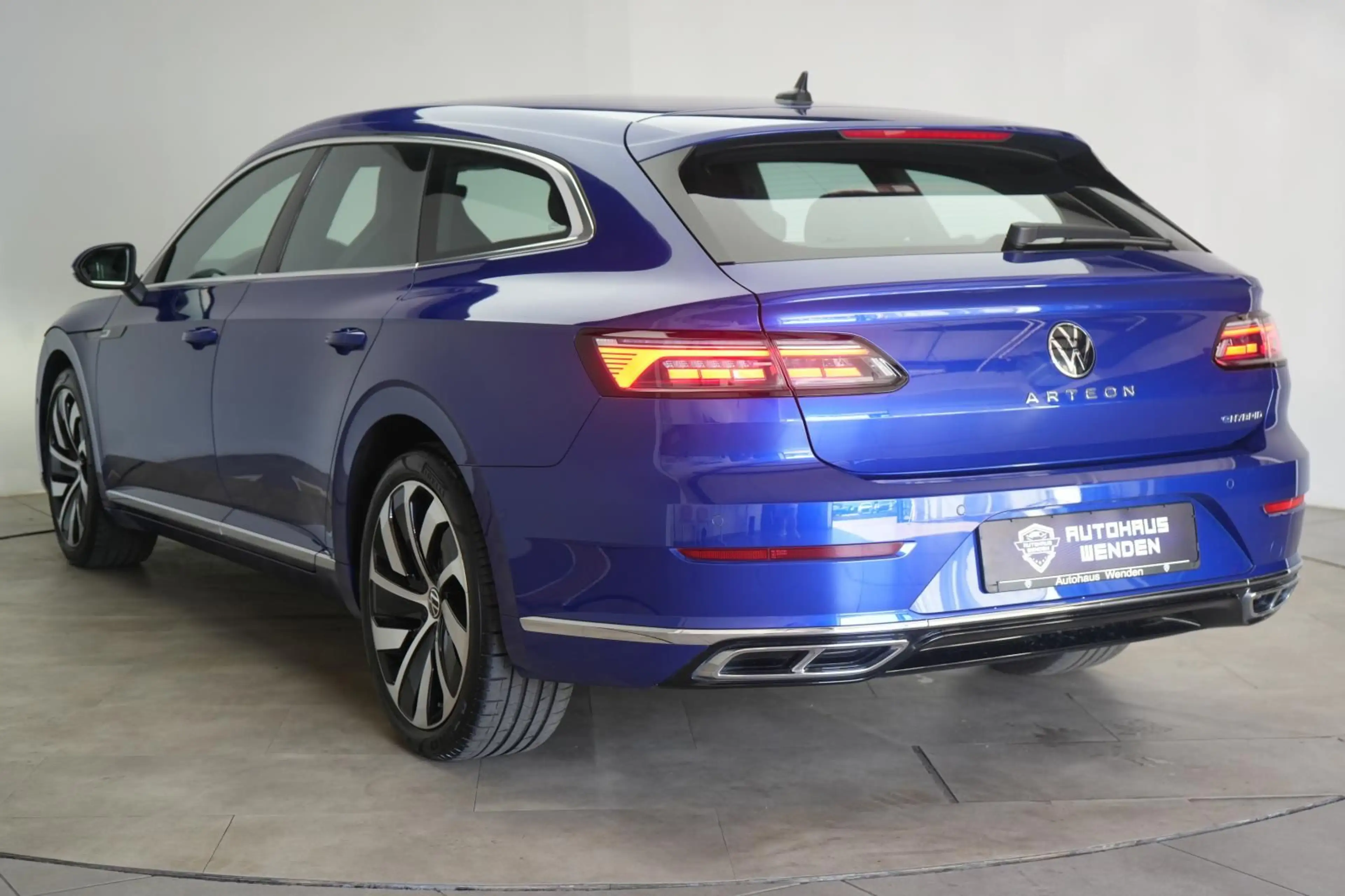 Volkswagen Arteon Shooting Brake 1.4 eHybrid R-Line Leder/3 — photo 6