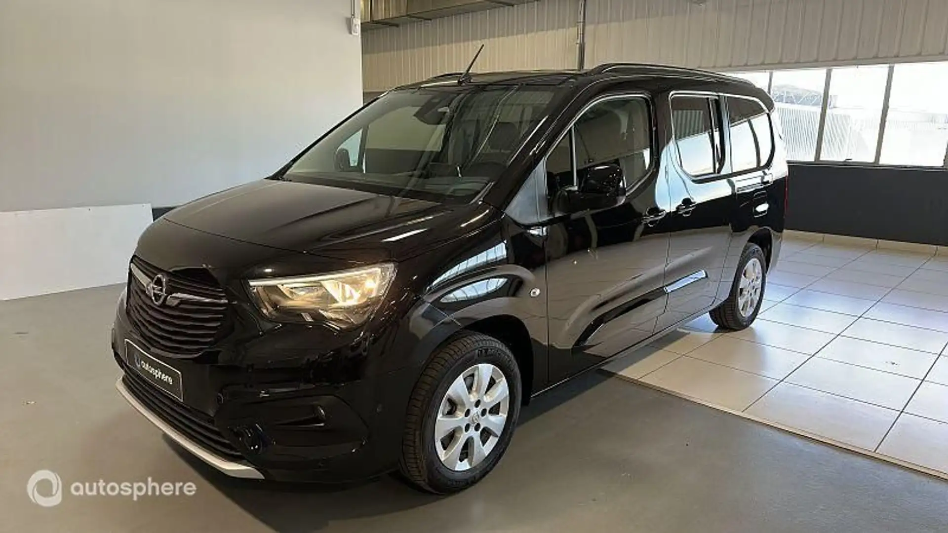 Opel Combo Life Taille XL - Moteur Electrique 136ch (100 kW) Autom - 1