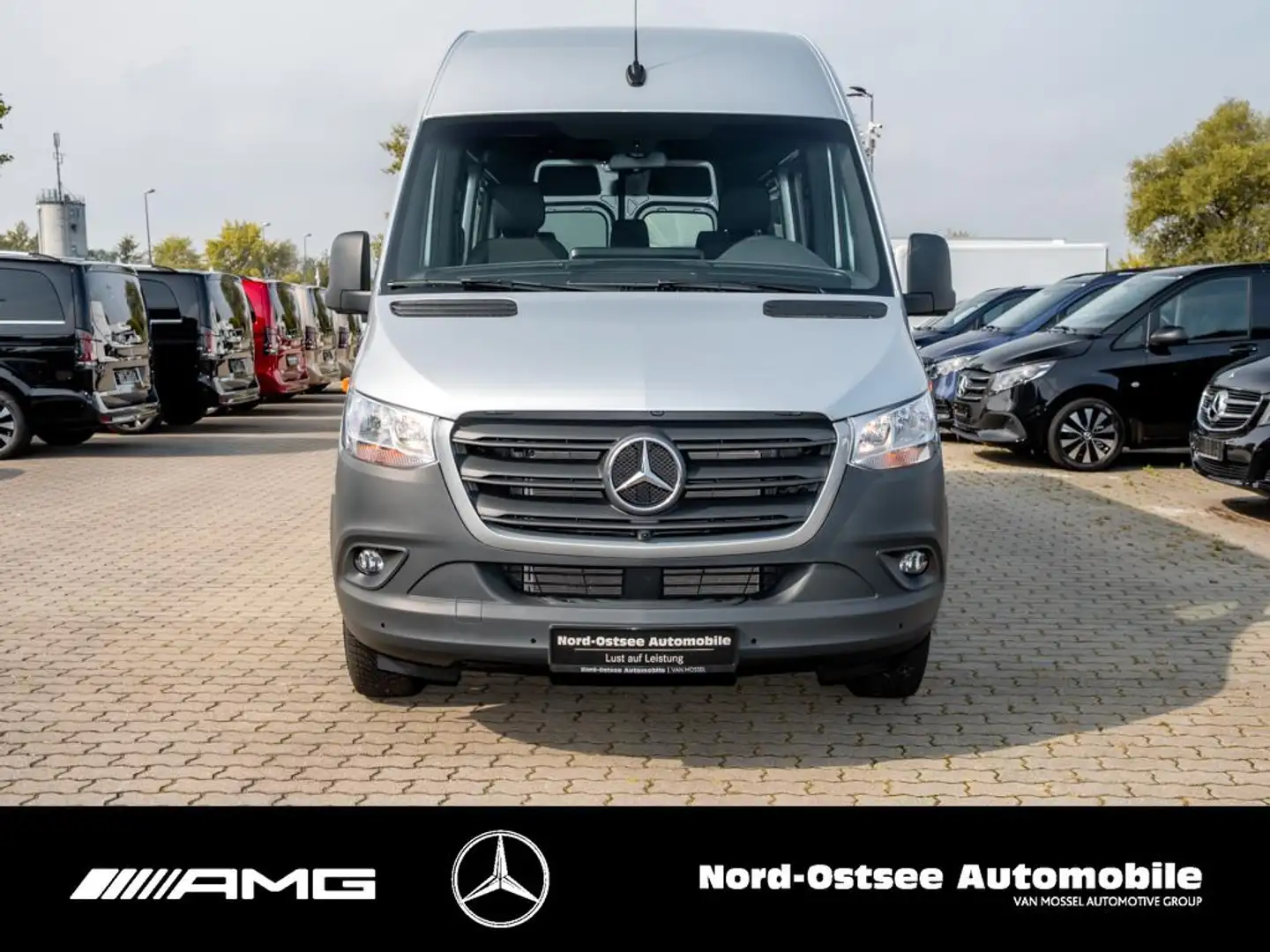 Mercedes-Benz Sprinter 317 TOURER EXTRALANG KLIMA MBUX Silber - 2