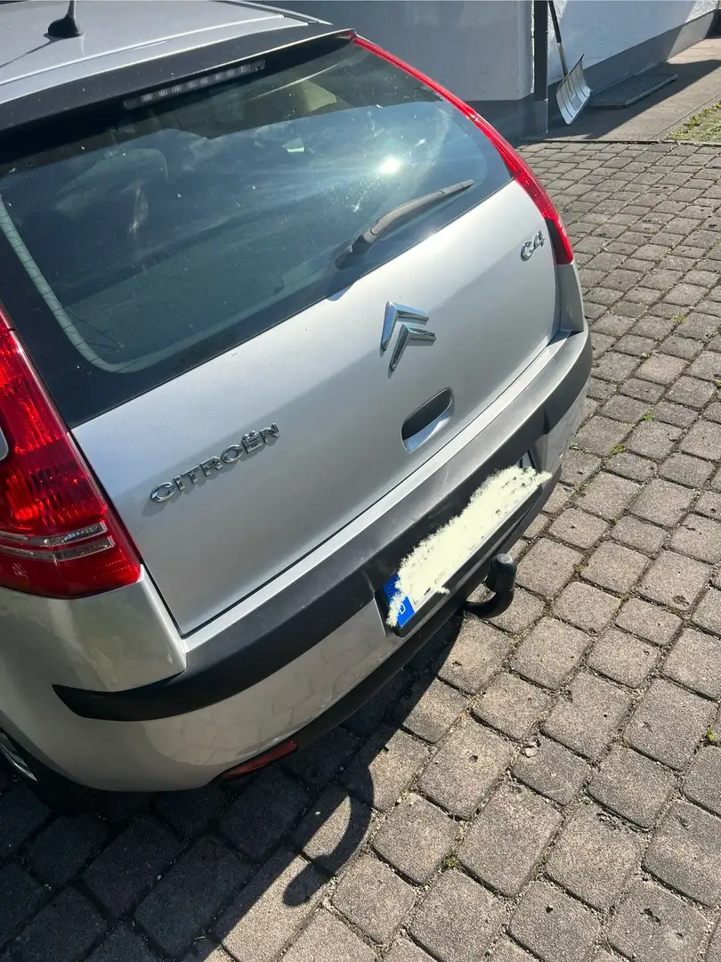 Citroen C4 C4 1.4 16V Advance Grau - 2