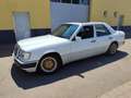 Mercedes-Benz E 200 Wit - thumbnail 1