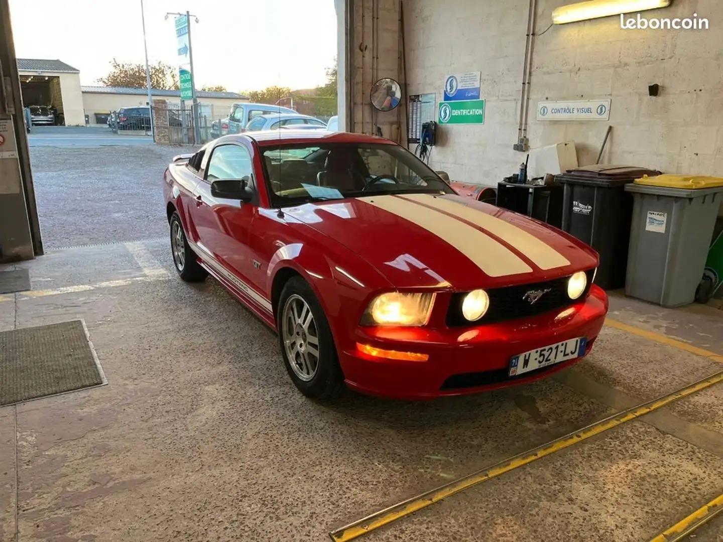 Ford Mustang GT 2005 Rood - 1