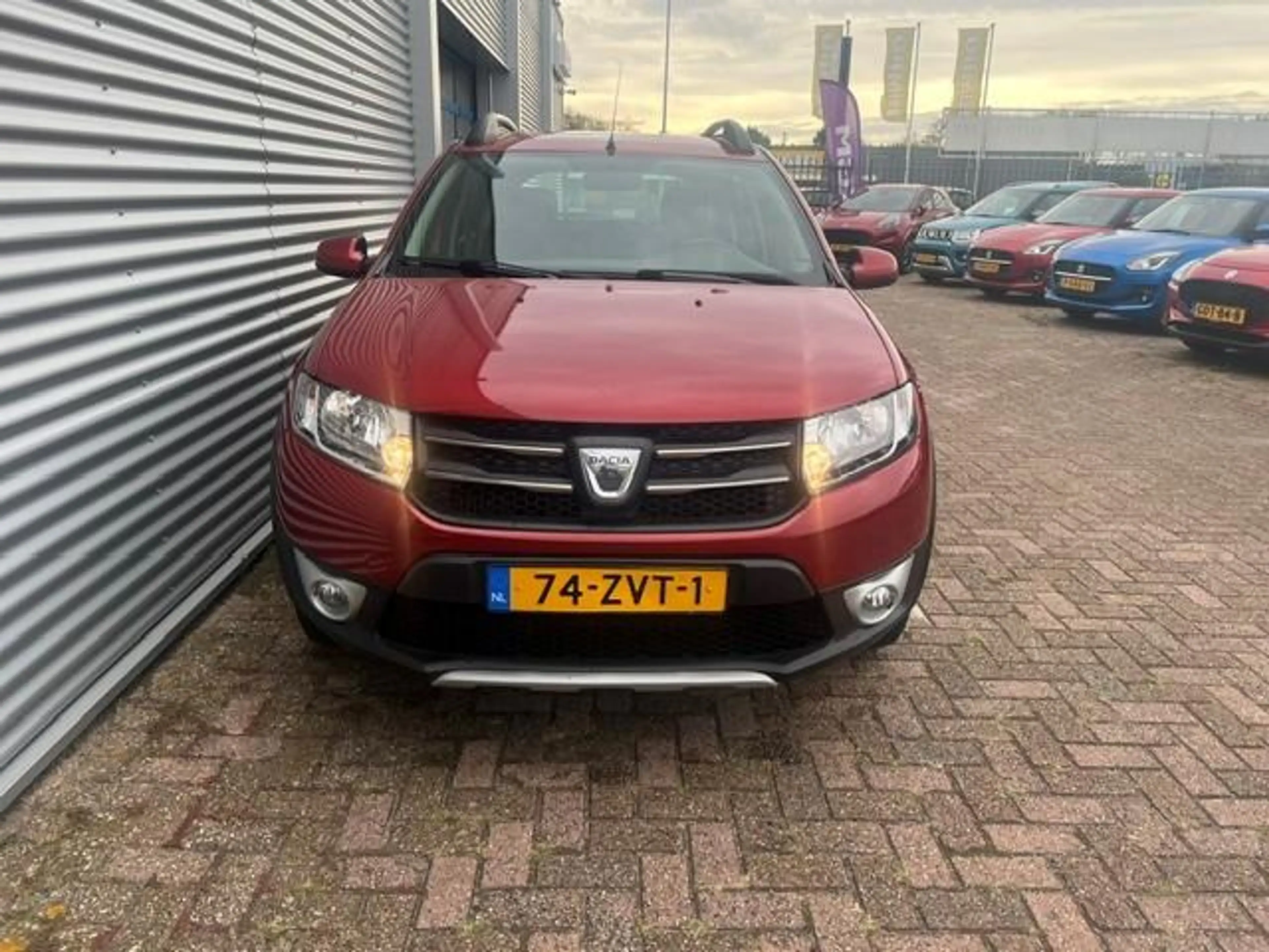 Dacia Sandero 0.9 TCe Stepway Lauréate — photo 2