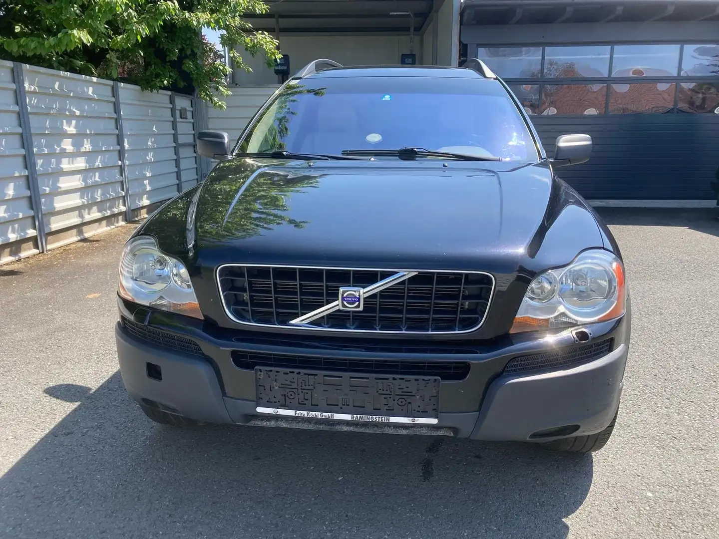 Volvo XC90 D5 Geartronic AWD --- Xenon - Leder --- Noir - 2
