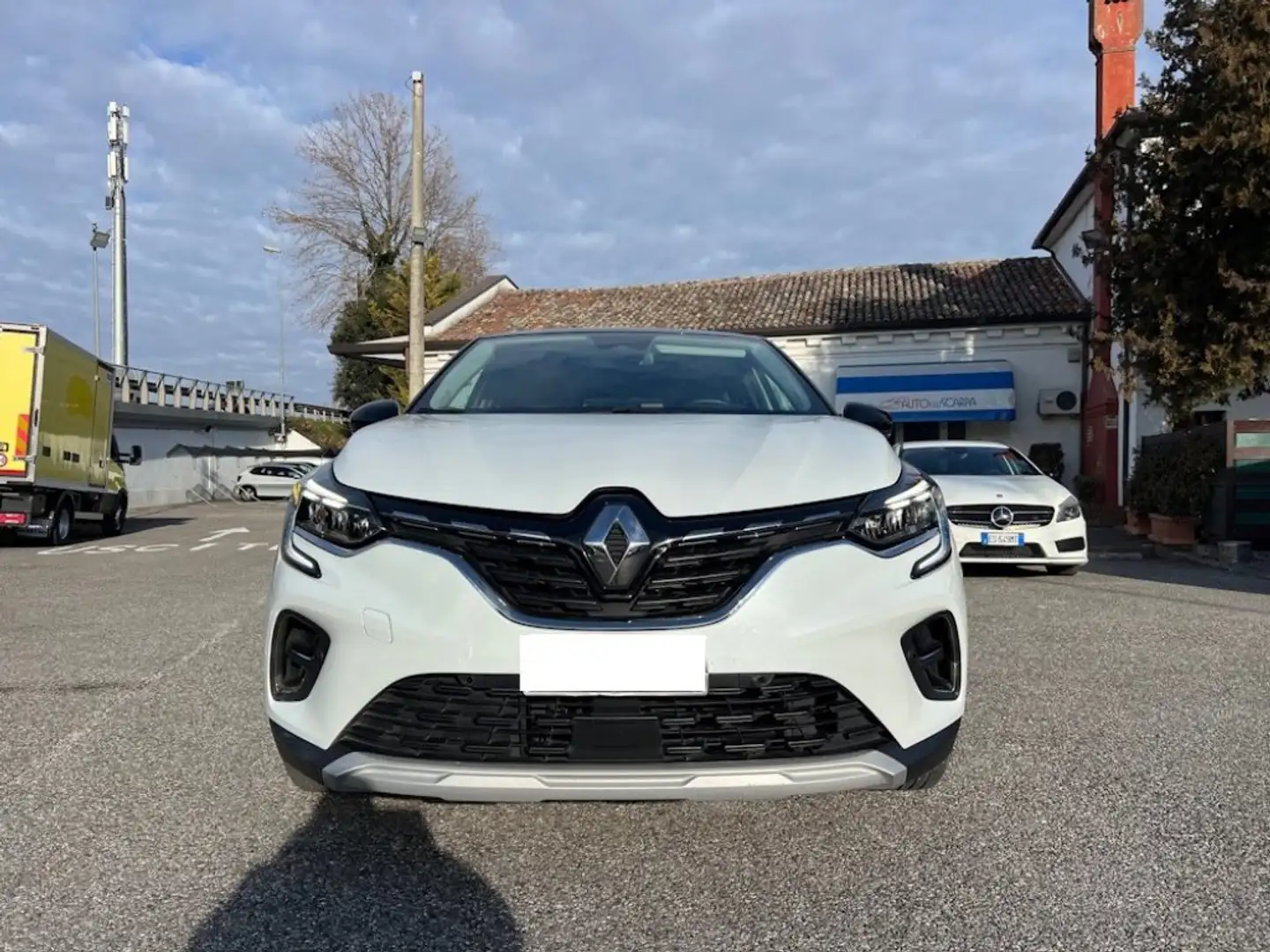 Renault Captur 1.6 E-TECH PHEV INTENS 160CV AUTO MY21 Blanc - 2