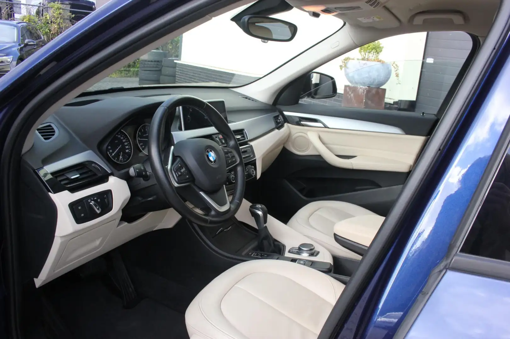 BMW X1 SDrive18i High Executive | Trekhaak | Head-up | Bleu - 2