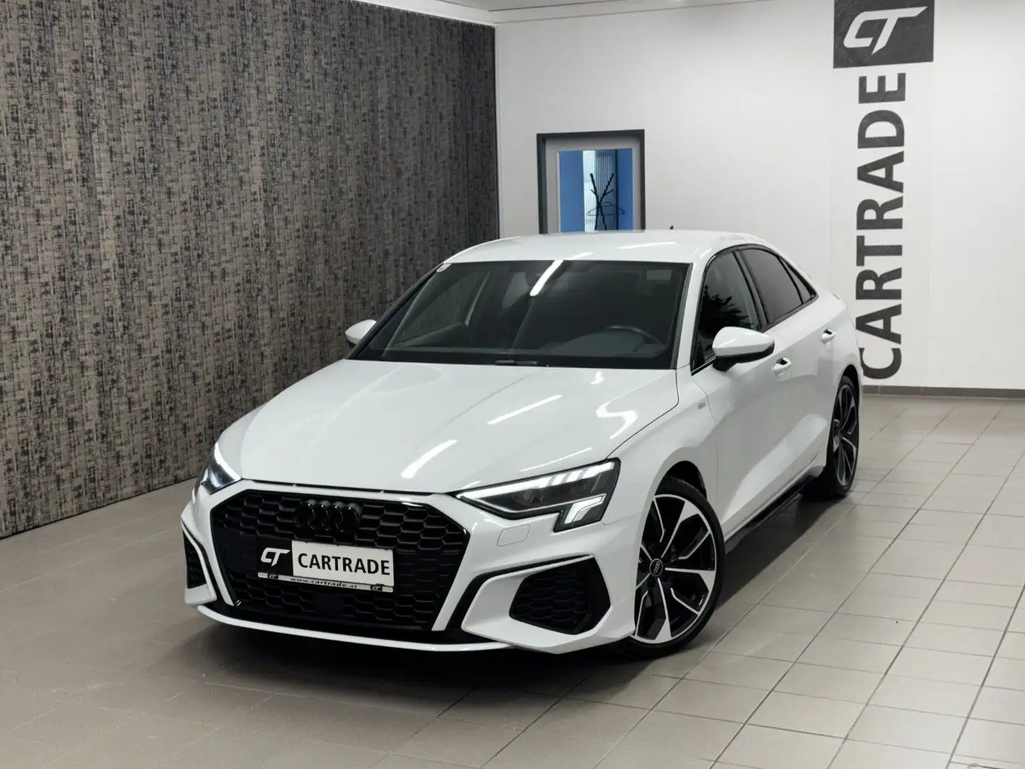 Audi A3 35 2.0 TDI Limousine 2xS line /MATRIX-LED/VIRTUAL Weiß - 2