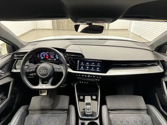 Audi A3 view 13