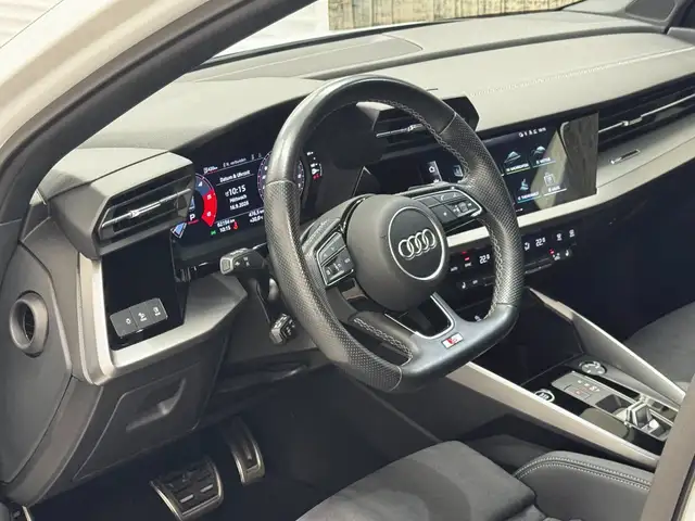 Audi A3 view 11