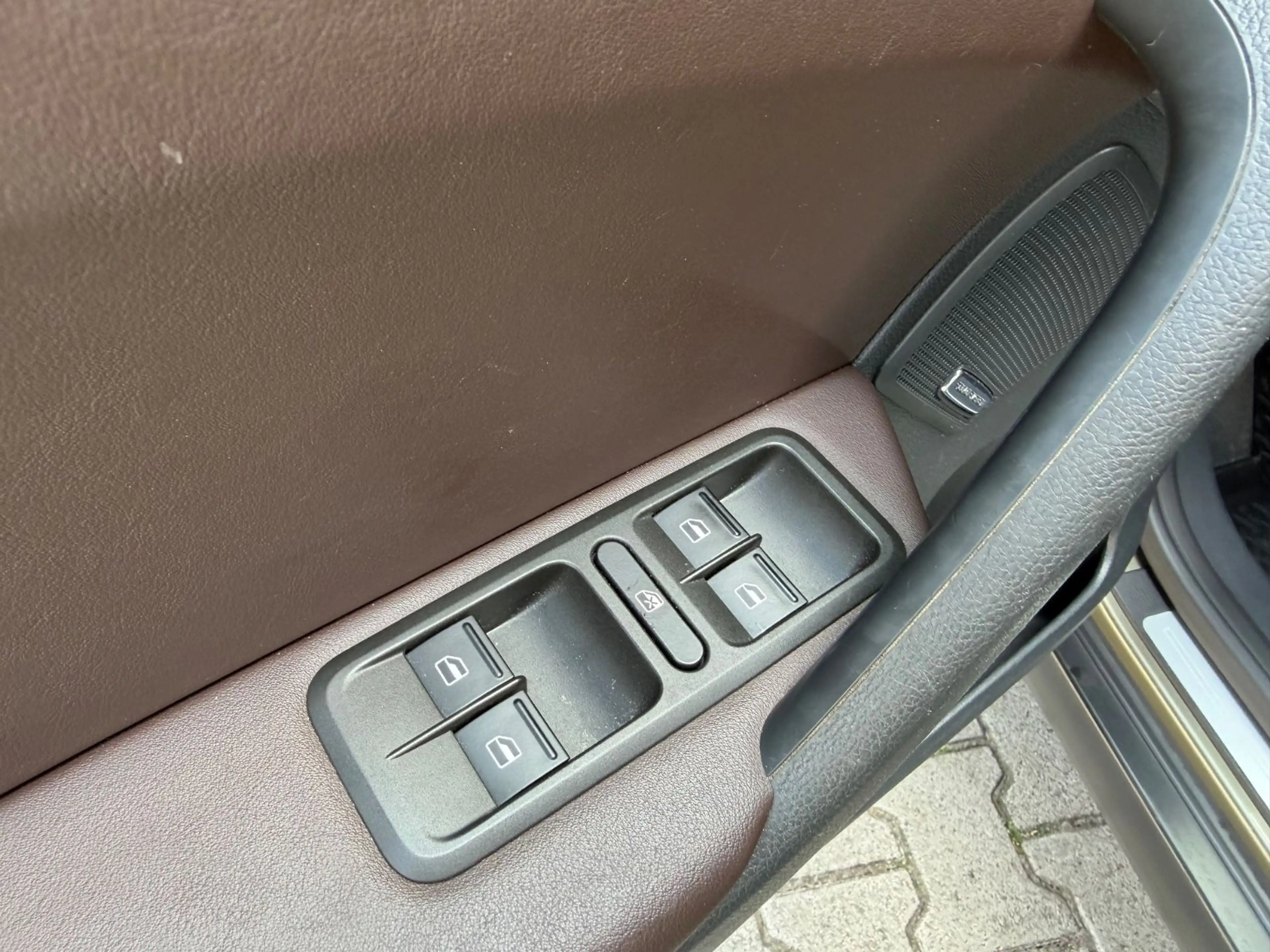 Skoda Yeti L&K Outdoor 4x4/ALLRAD/MEMORY/TEMP*/KAMERA — photo 10
