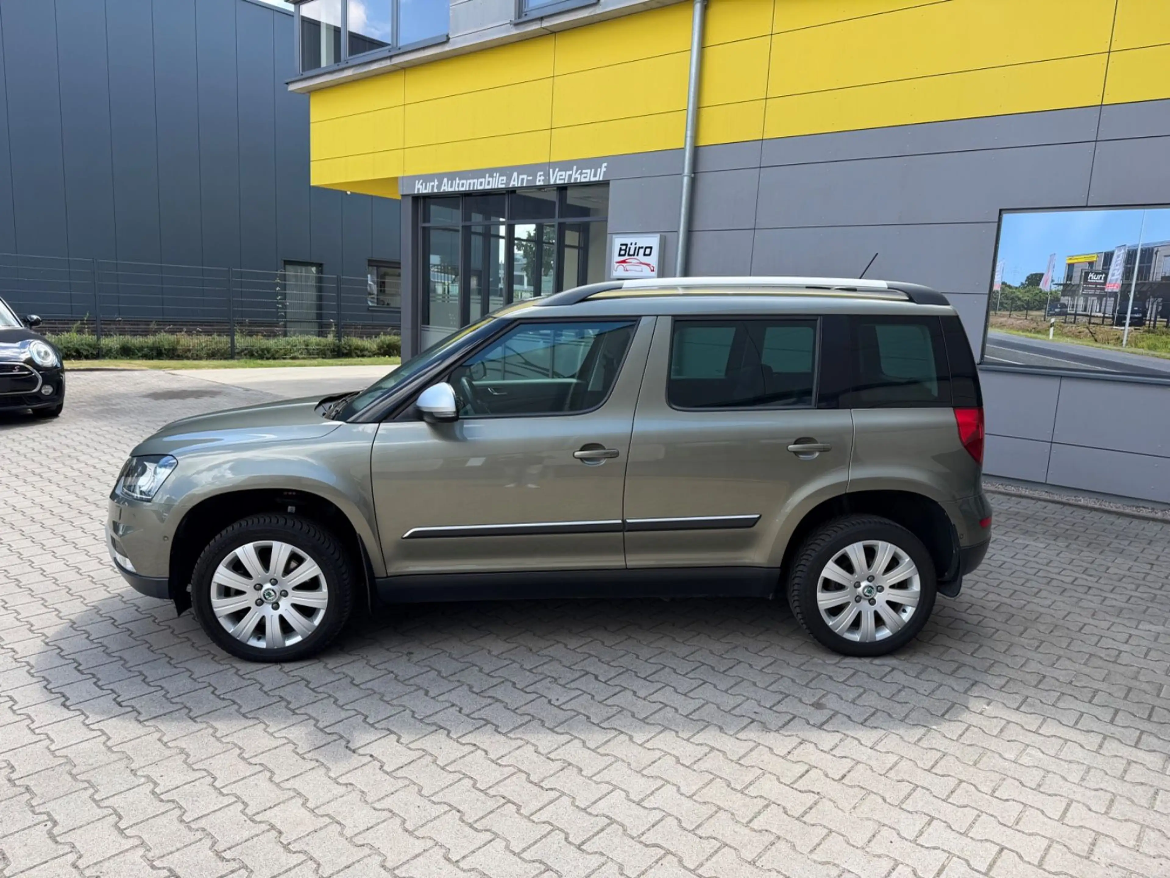 Skoda Yeti L&K Outdoor 4x4/ALLRAD/MEMORY/TEMP*/KAMERA — photo 3