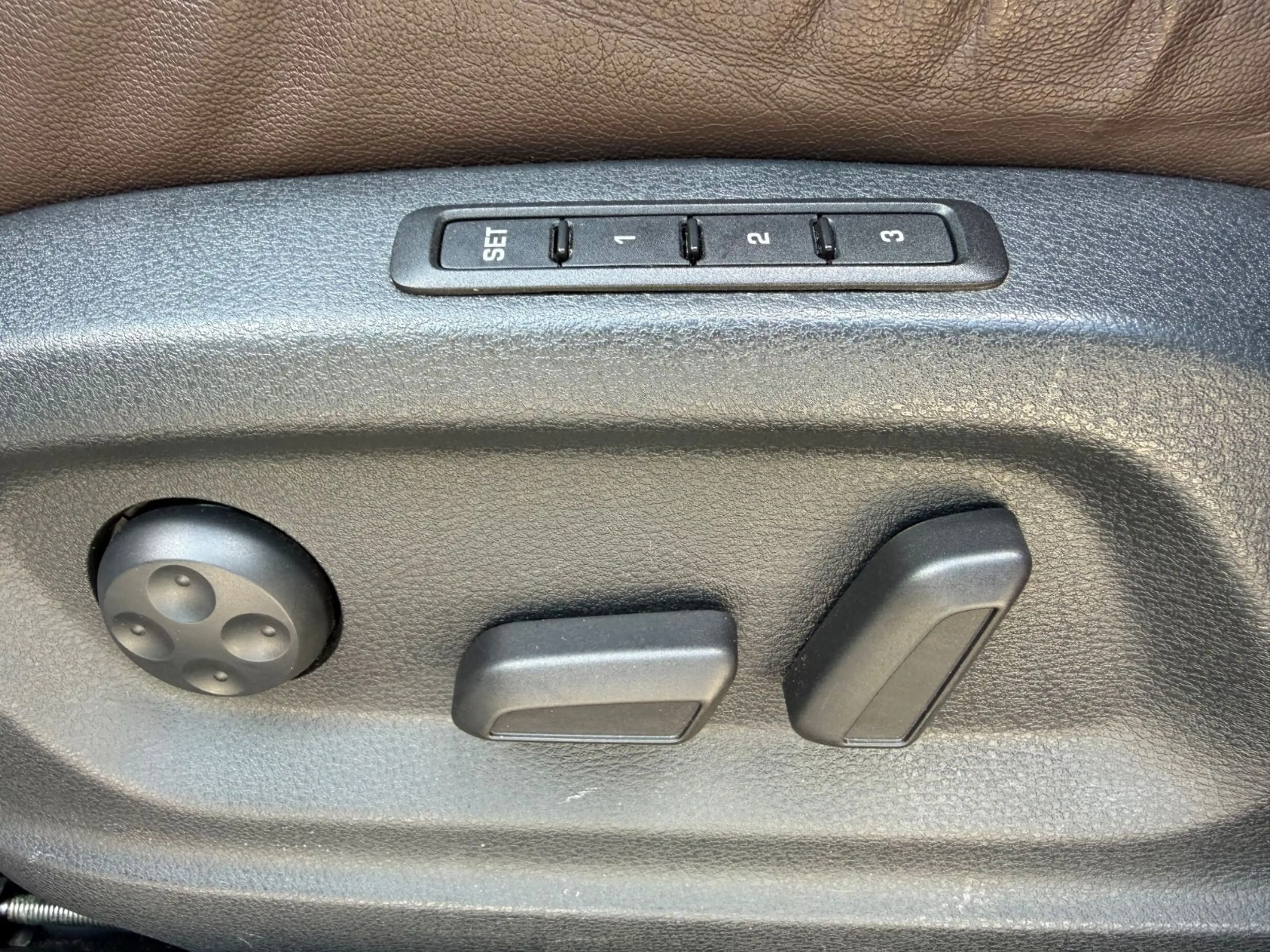 Skoda Yeti L&K Outdoor 4x4/ALLRAD/MEMORY/TEMP*/KAMERA — photo 14