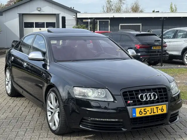 Audi A6 view 3