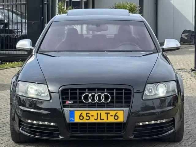 Audi A6 view 2