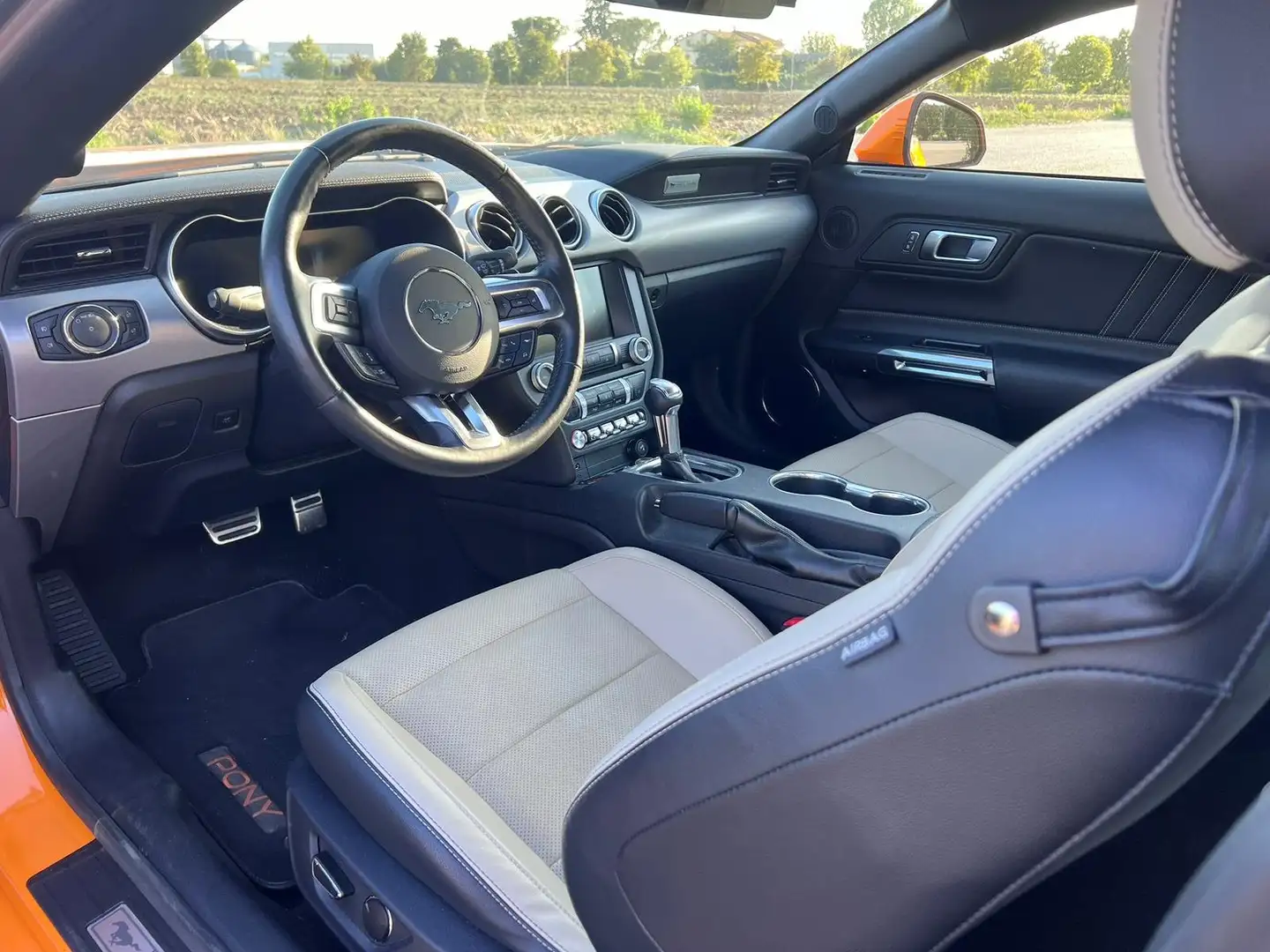 Ford Mustang Mustang Fastback 2.3 ecoboost 290cv auto my19 Arancione - 2