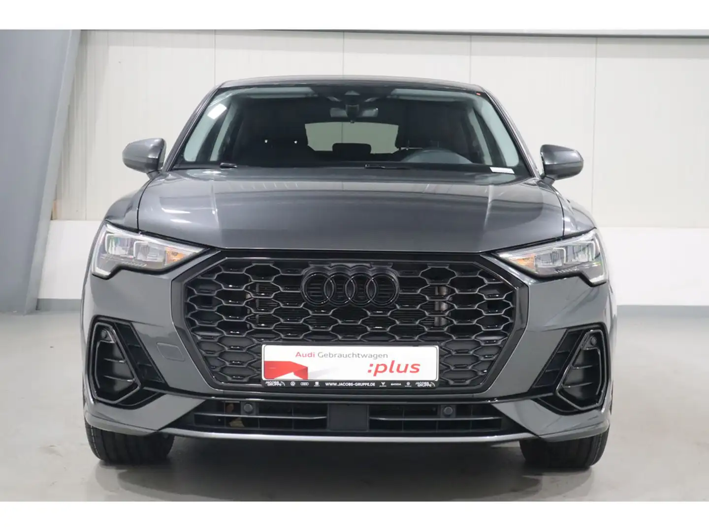 Audi Q3 Sportback 45 TFSI e S line Navi*VC*PDC * Grau - 2