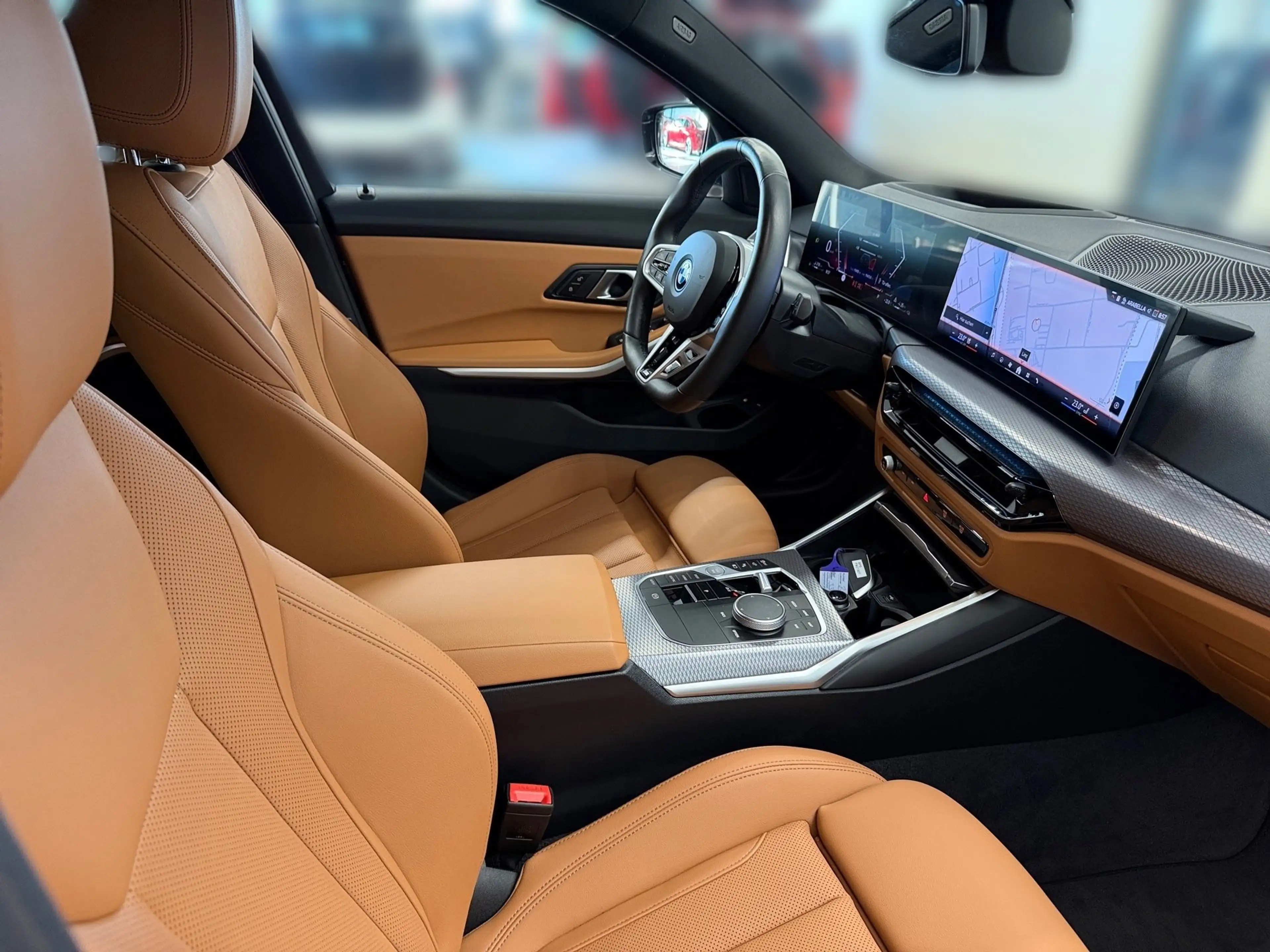 BMW 330 e xDrive — photo 12