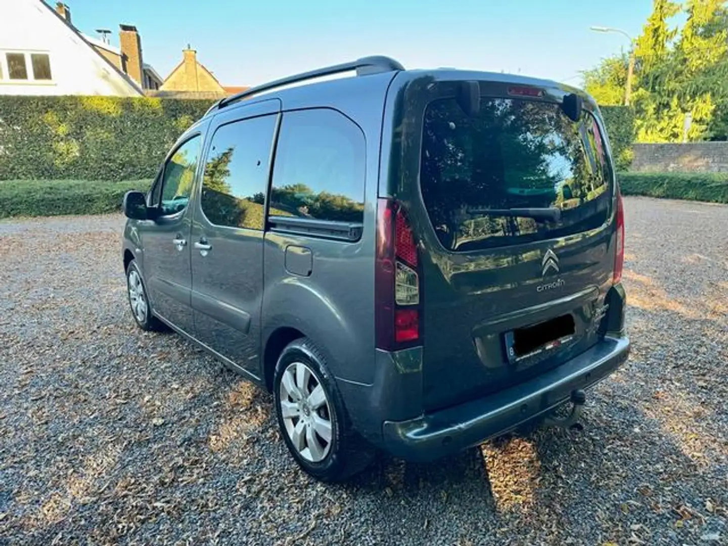 Citroen Berlingo B. Multispace 1.6BlueHDi 20 An.ETG6 100 Gris - 2