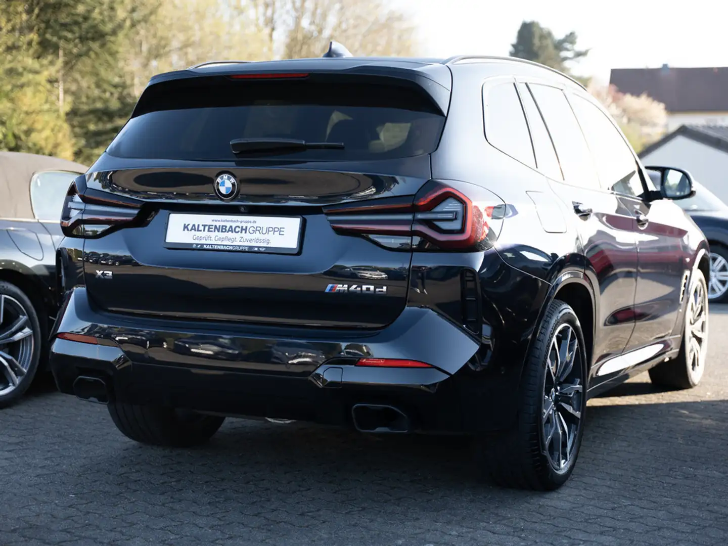 BMW X3 40d xDrive PANO AHK HUD LASER LED FACEL. H/K Zwart - 2