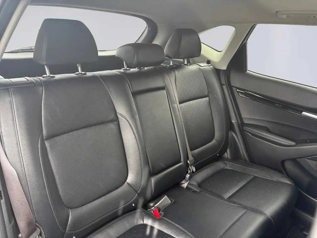 Kia Seltos снимка Kia Seltos