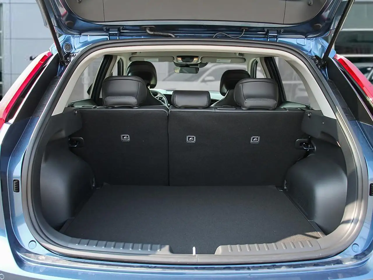 Kia Niro снимка Kia Niro