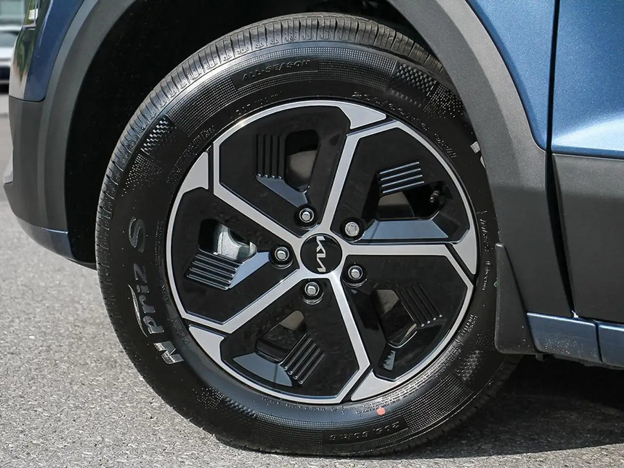 Kia Niro снимка Kia Niro