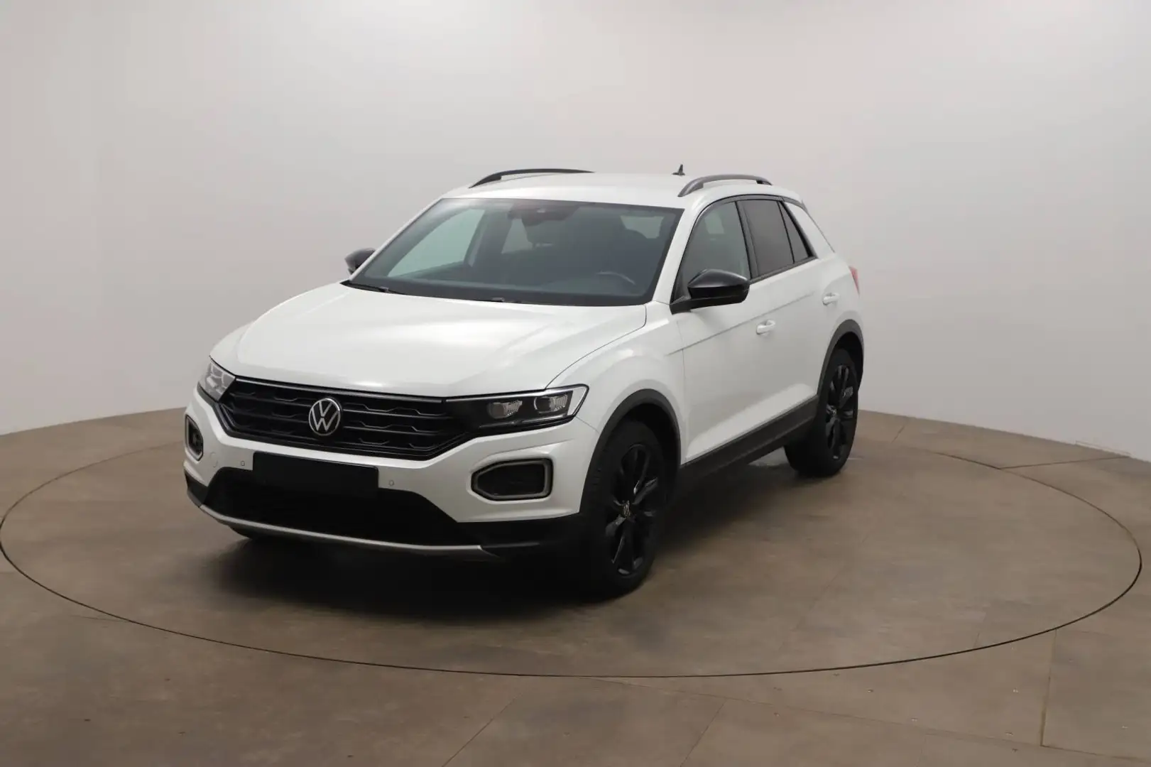 Volkswagen T-Roc Sport 1.5 TSI DSG RFK*PDC*Tempo*Klima*SH Белый - 2