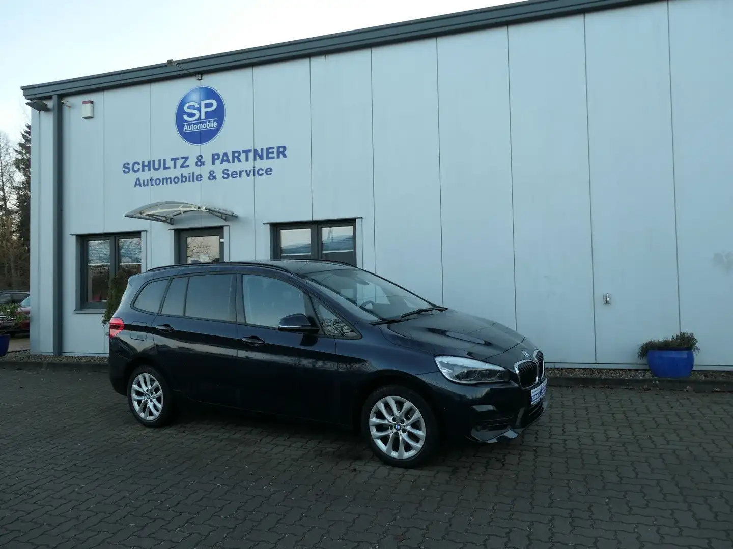 BMW 218 Gran Tourer 2 218 d xDrive Advantage // 7x Sitze Blau - 1