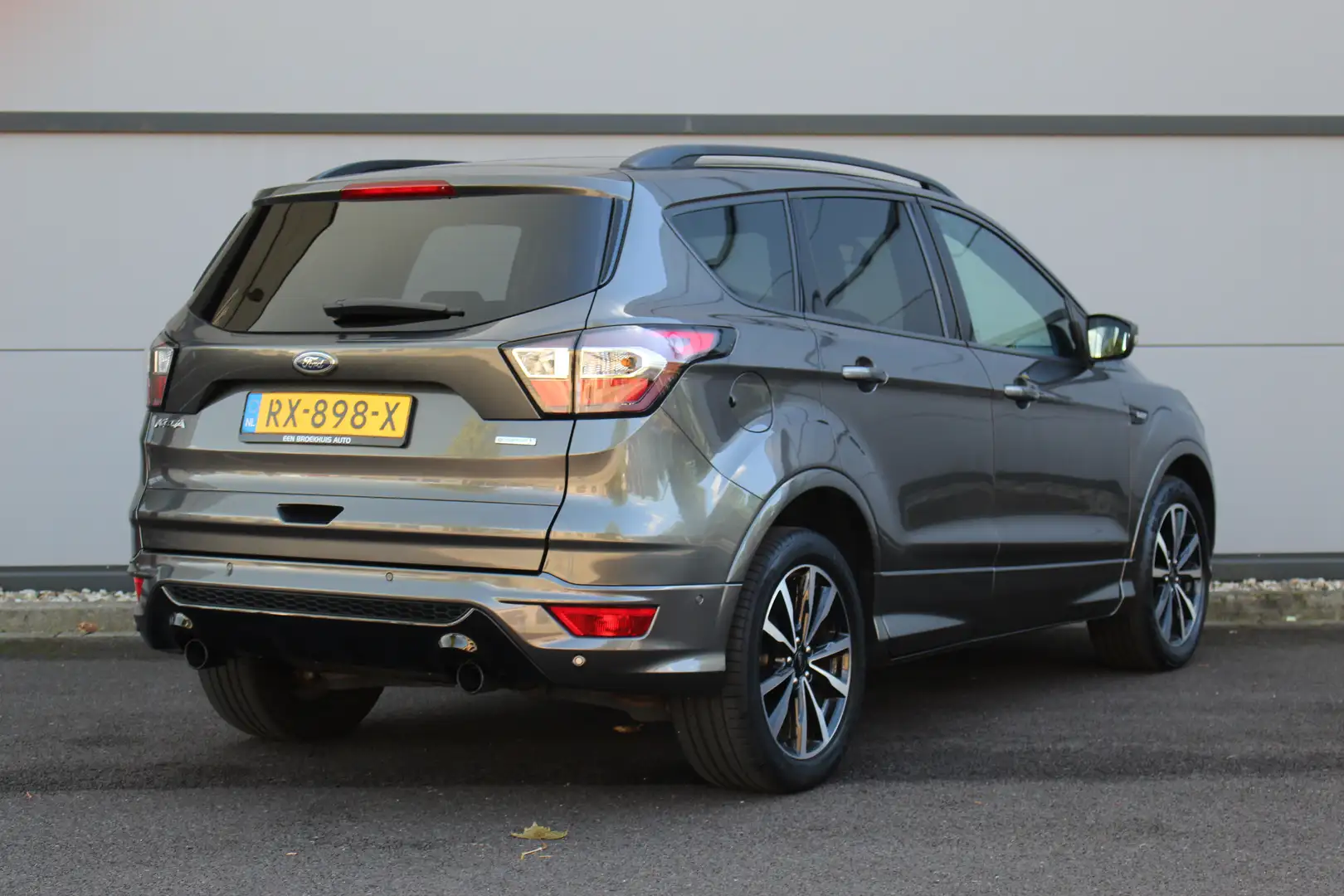 Ford Kuga 1.5 EcoBoost ST Line | Verw. Voorruit | Leer Alcan Grau - 2