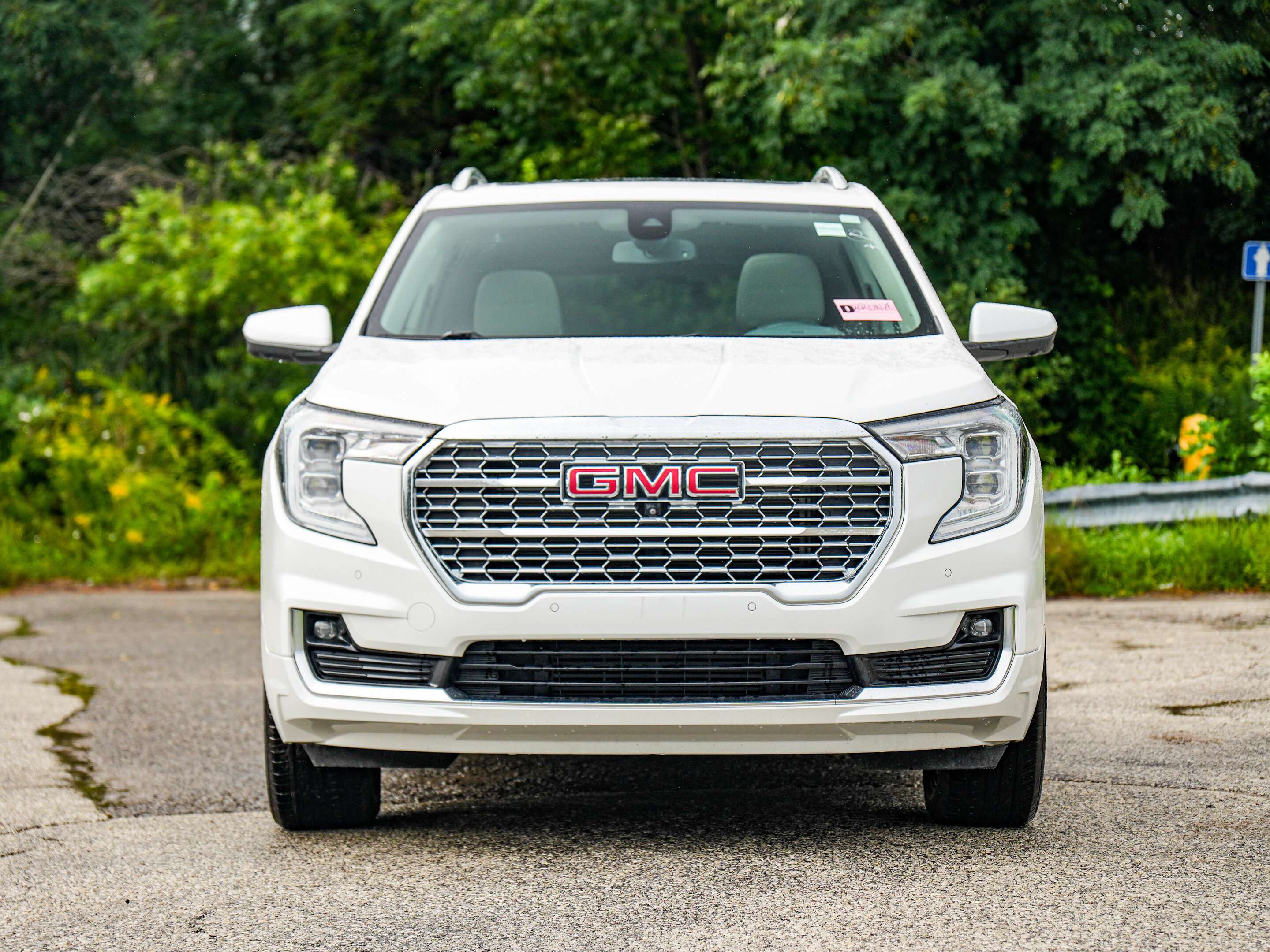 2022 GMC Terrain Denali- Pano Roof - Cooled / Heated Seats — снимка 1