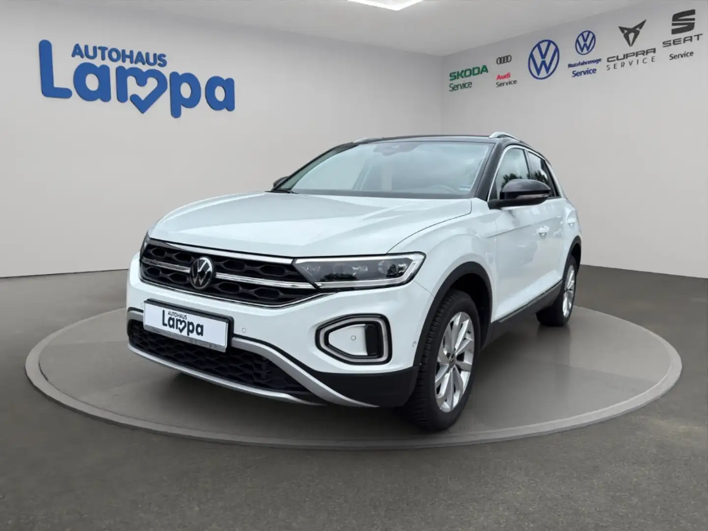 Volkswagen T-Roc Style 1.5 TSI DSG AHK,NAV,PDC,MFL,ACC,SHZ,LED Weiß - 2