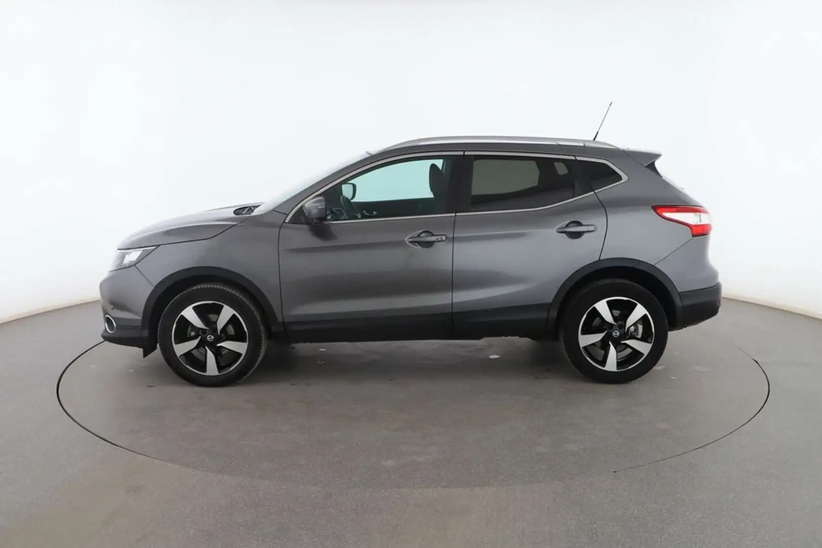 Nissan Qashqai 1.6 N-Connecta Gris - 2