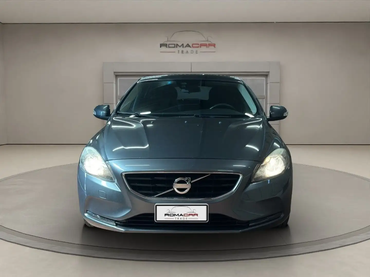 Volvo V40 D2 1.6 Gris - 2