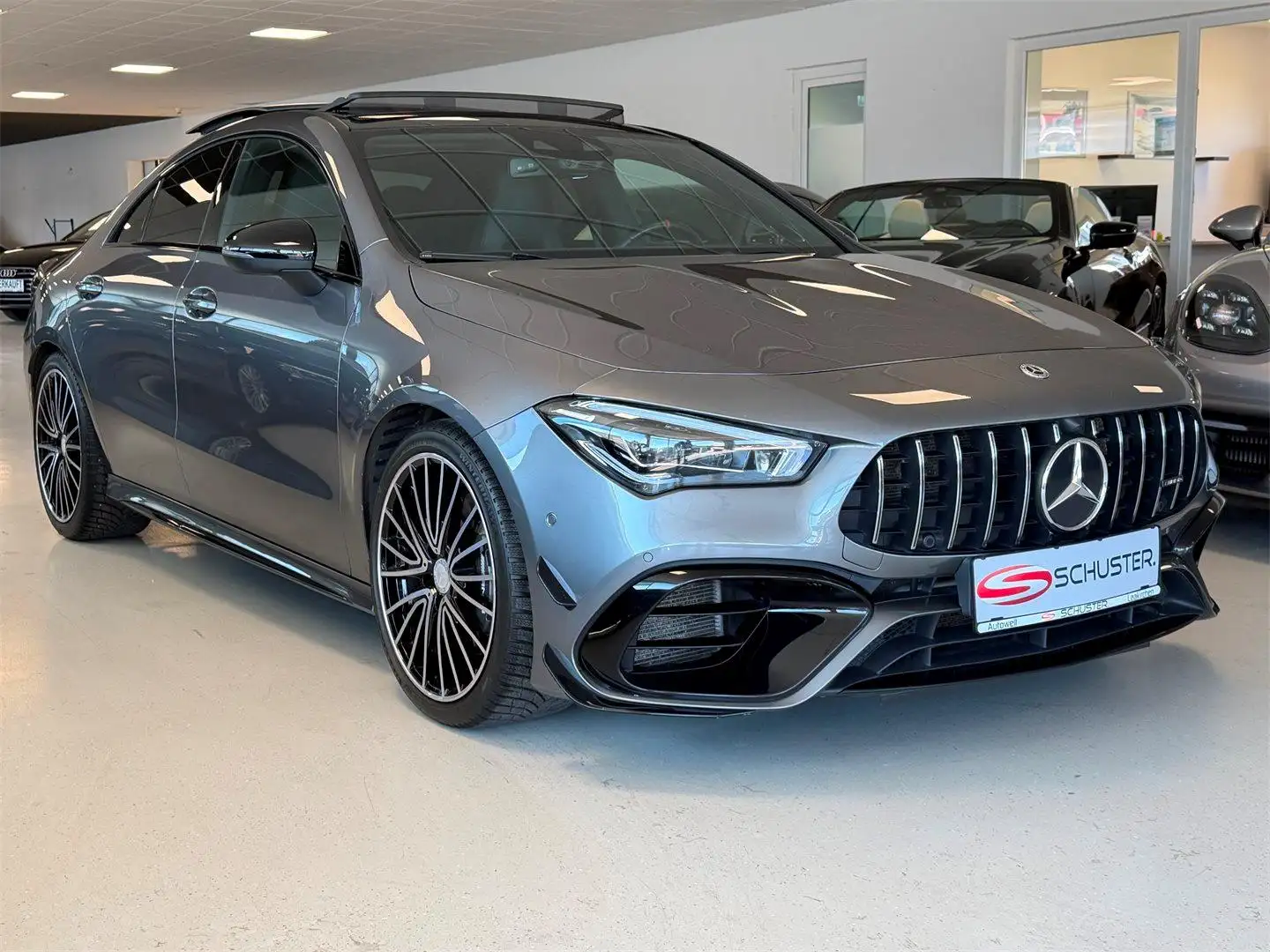 Mercedes-Benz CLA 45 AMG 4MATIC+ Coupé *Burmester*HuD* Grau - 1