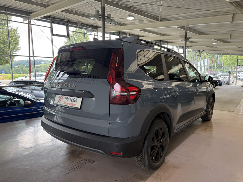 Dacia Jogger Hybrid 140 Extreme 7-Sitzer NAV TW SH GJR — photo 7