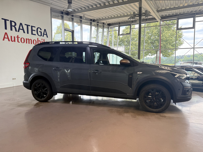 Dacia Jogger Hybrid 140 Extreme 7-Sitzer NAV TW SH GJR — photo 8