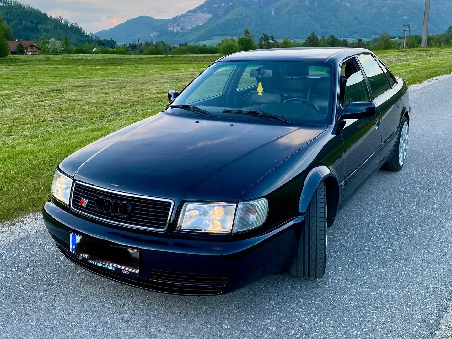 Audi S4 Audi 100 C4 S4 Blau - 1