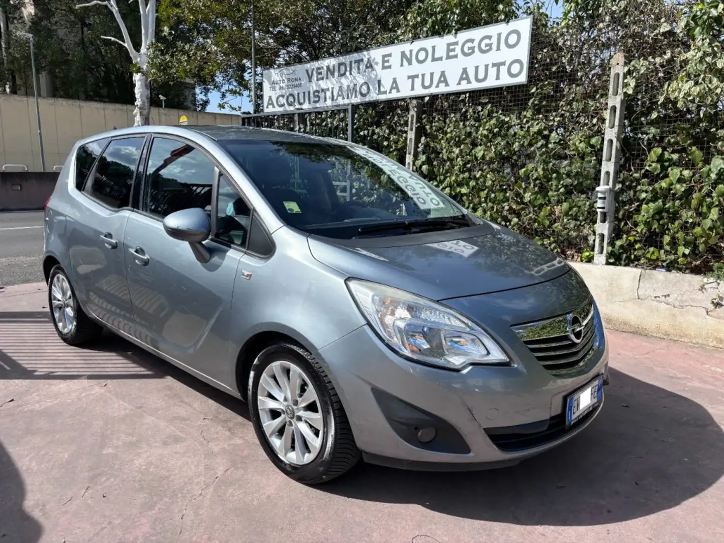 Opel Meriva 1.7 CDTI 110CV UNIPRO! Gümüş rengi - 1