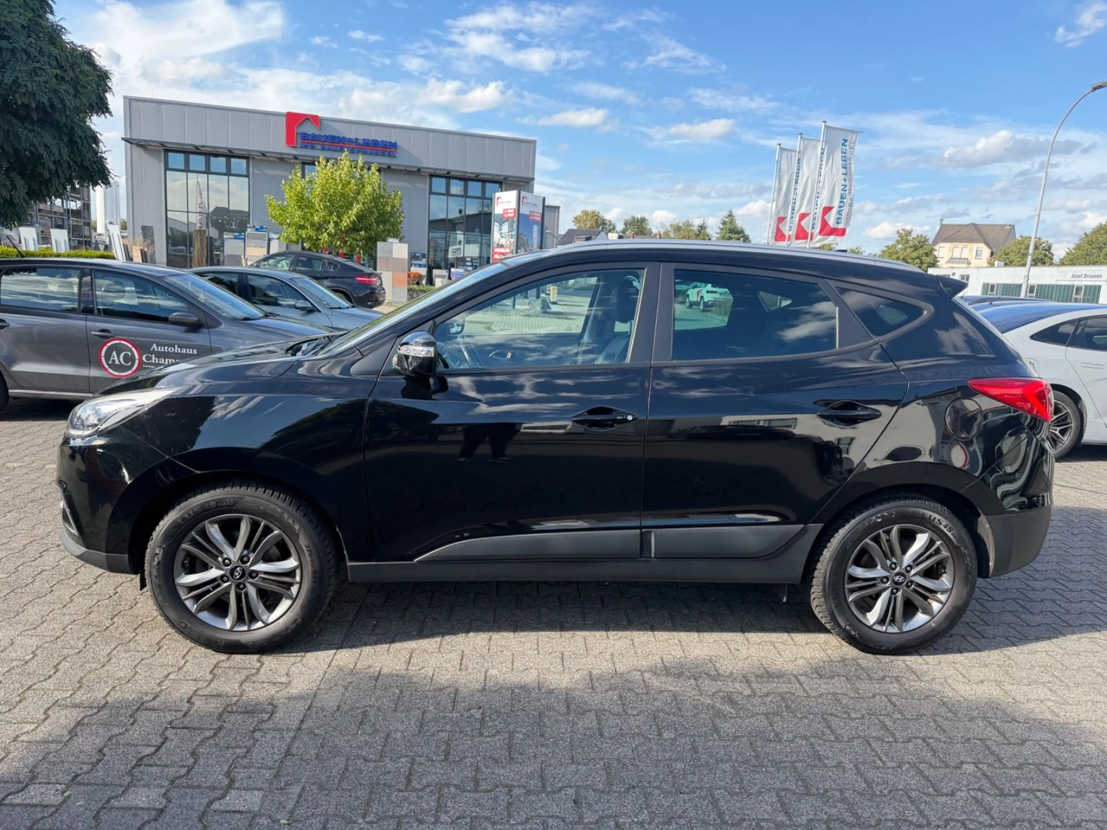 Hyundai iX35 FIFA World Cup Edition 2WD — photo 3