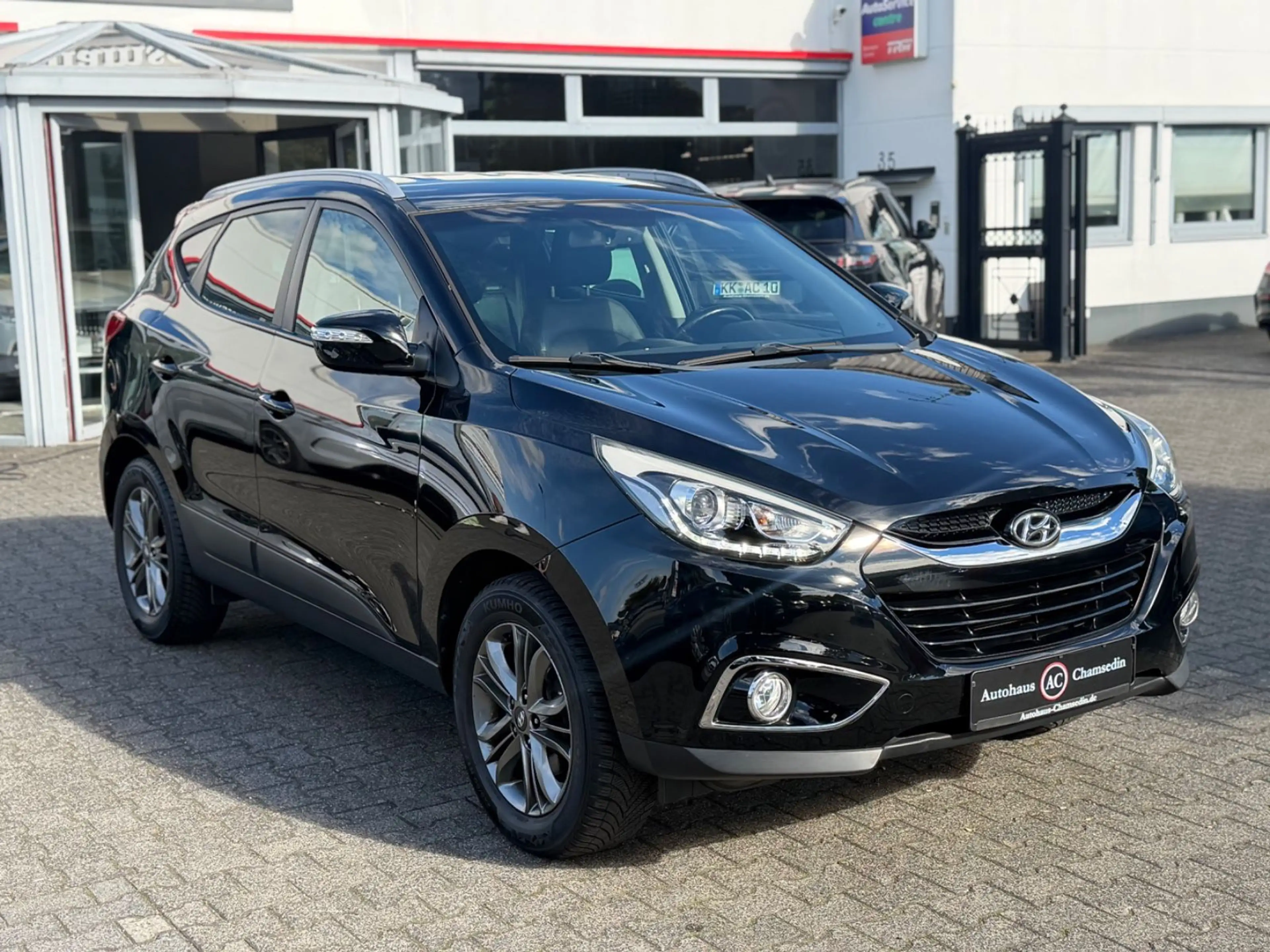 Hyundai iX35 FIFA World Cup Edition 2WD — photo 8