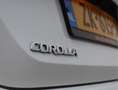 Toyota Corolla 1.8 Hybrid Style | Stoelverwarming | Camera | Navi Weiß - thumbnail 15