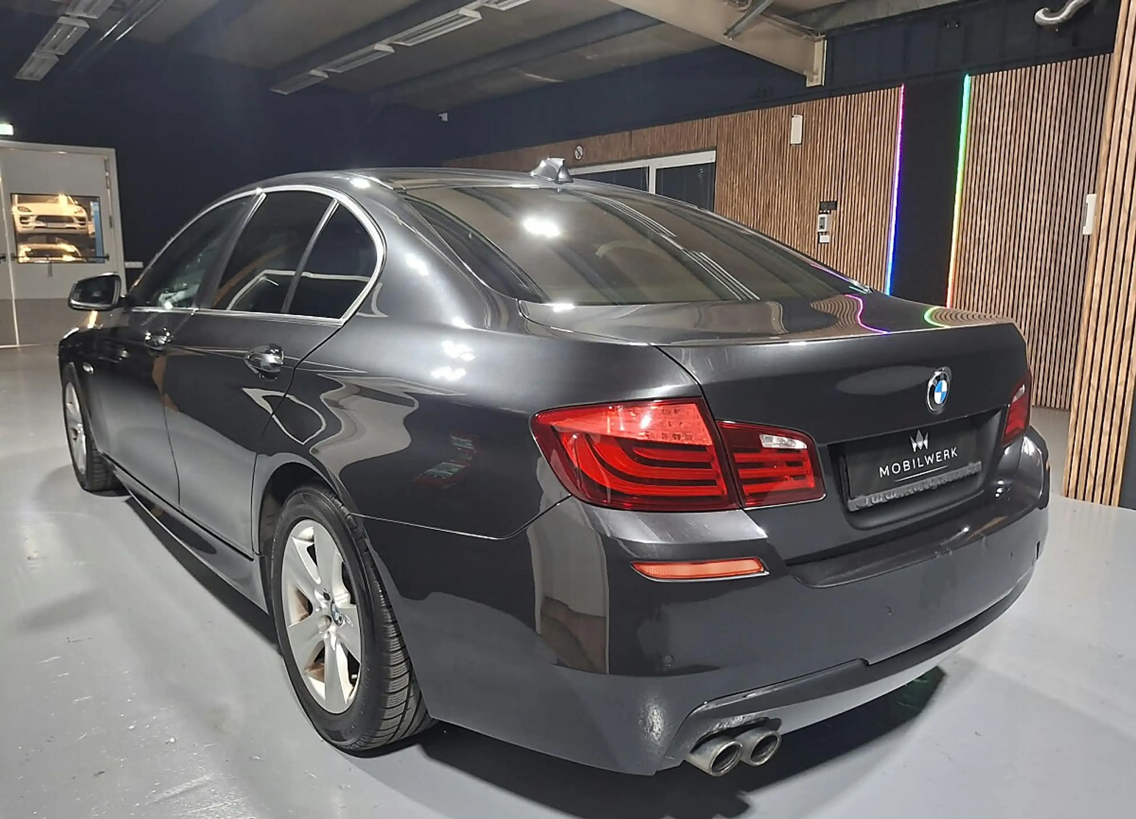BMW 525 d — photo 4