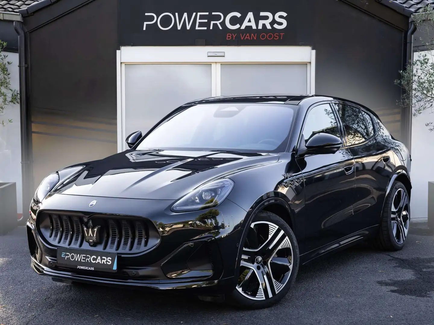 Maserati Grecale FOLGORE  105 kWh  -20%  PANO  360  HUD Noir - 1