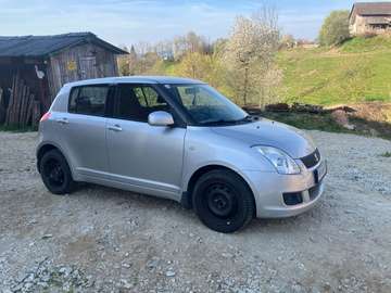 Swift 1,3 GL special   4WD GL special