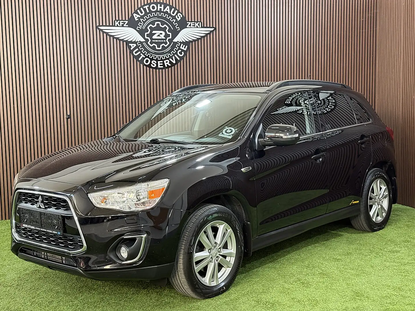 Mitsubishi ASX 1,8 DI-D LP Intense+ 4WD Schwarz - 1