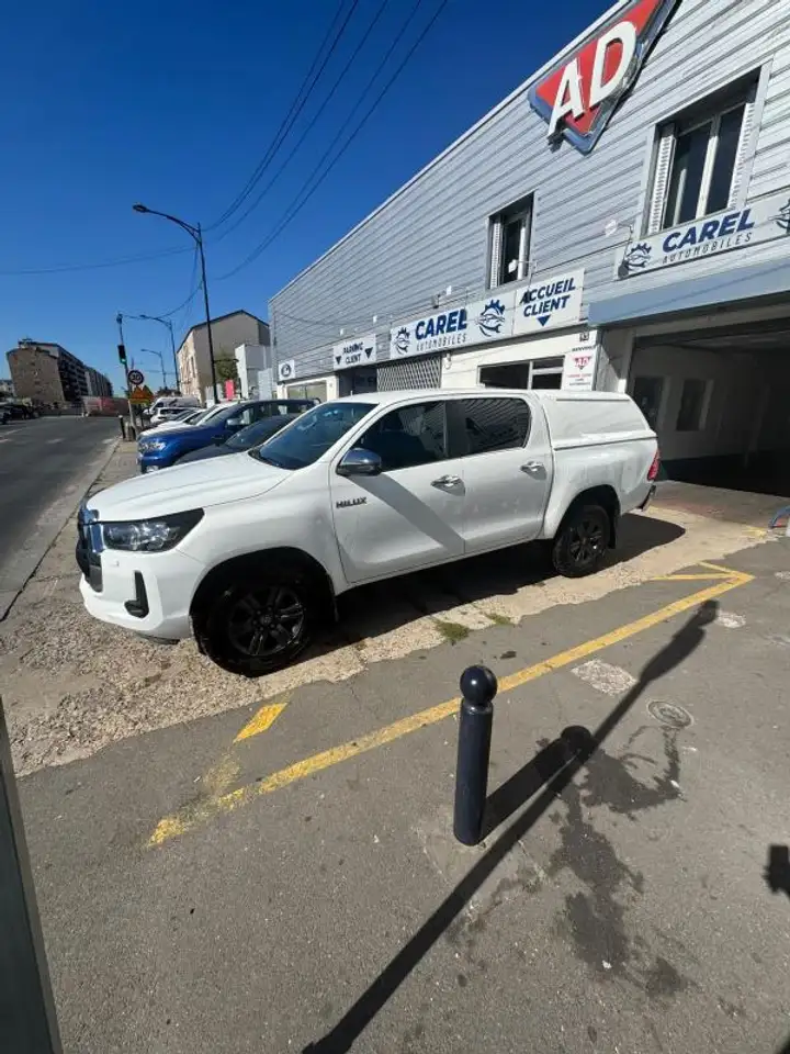 Toyota Hilux